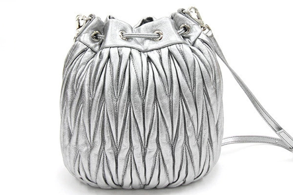 Miu Miu Shoulder Leather Silver Matelasse Crossbody Bucket Bag Drawstring Silver